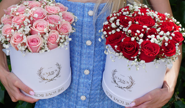 Fresh Roses & Baby Breath in Medium Box