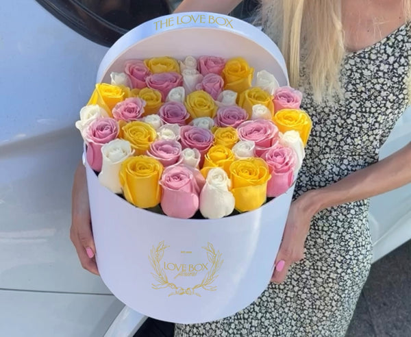 Baby Pink, Yellow & White Roses in Large Box