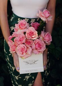 Rose Bouquet in Medium Square Box